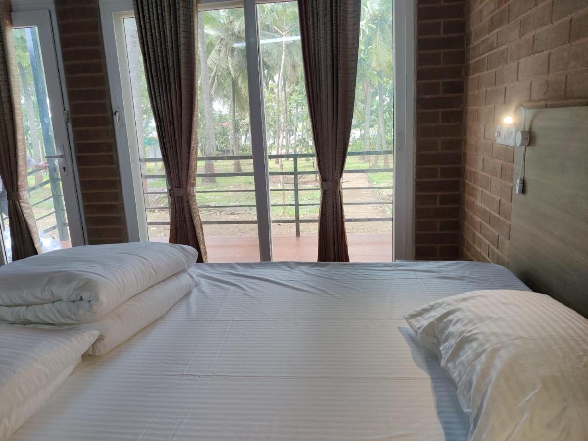 Cosmic Connect Trails Kabini Antharasanthe 외부 사진