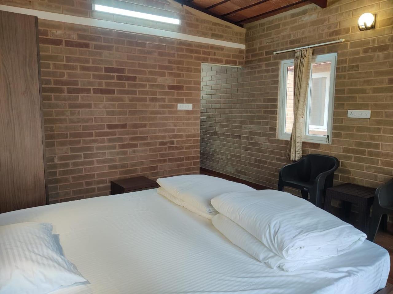 Cosmic Connect Trails Kabini Antharasanthe 외부 사진
