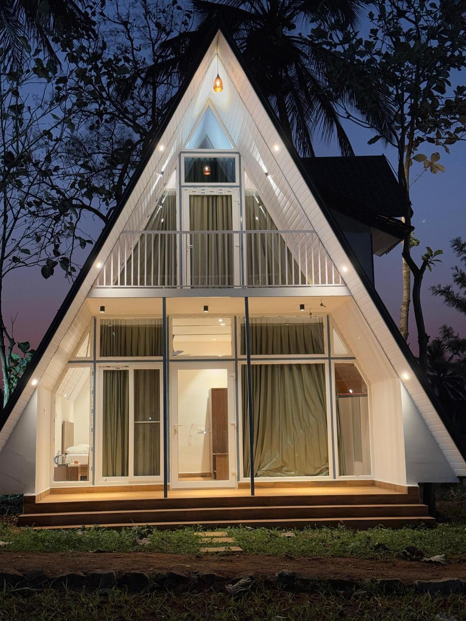 Cosmic Connect Trails Kabini Antharasanthe 외부 사진